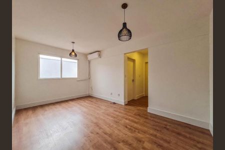 Apartamento para alugar com 74m², 2 quartos e sem vaga Apartamento para alugar com 74m², 2 quartos e sem vagaSala