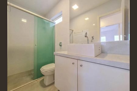 Apartamento para alugar com 74m², 2 quartos e sem vaga Apartamento para alugar com 74m², 2 quartos e sem vagaBanheiro