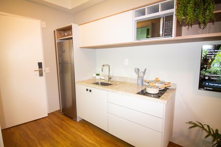 Cozinha de kitnet/studio à venda com 1 quarto, 30m² em Campo Belo, São Paulo