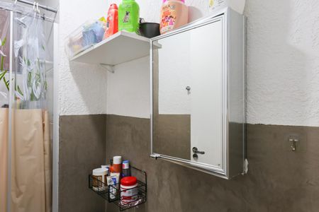 Banheiro de apartamento à venda com 2 quartos, 38m² em Jardim Umarizal, São Paulo
