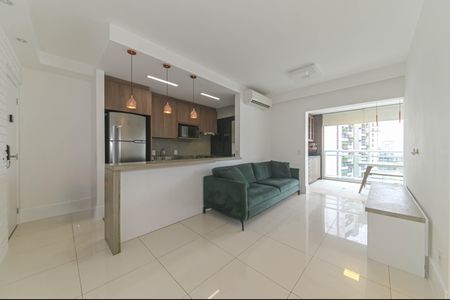 Apartamento à venda com 72m², 2 quartos e 2 vagas Apartamento à venda com 72m², 2 quartos e 2 vagasSala