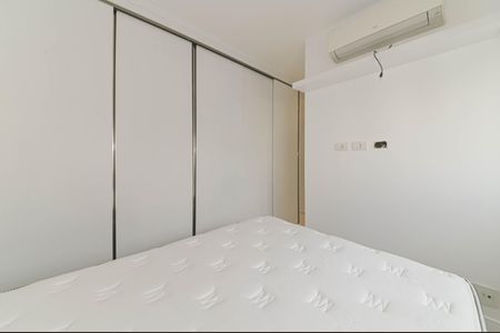 Apartamento à venda com 72m², 2 quartos e 2 vagas Apartamento à venda com 72m², 2 quartos e 2 vagasSuite