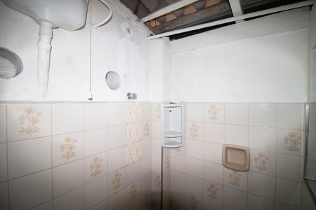 BANHEIRO de casa para alugar com 1 quarto, 40m² em Vila Souza, São Paulo