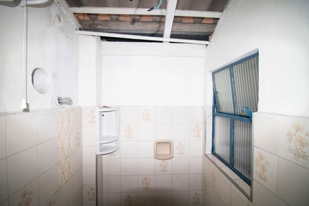 BANHEIRO de casa para alugar com 1 quarto, 40m² em Vila Souza, São Paulo