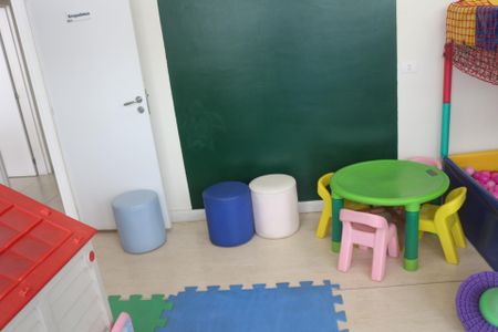 Apartamento para alugar com 75m², 2 quartos e 2 vagasBrinquedoteca