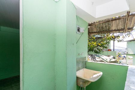 Área de Serviço de kitnet/studio para alugar com 1 quarto, 35m² em Brás de Pina, Rio de Janeiro