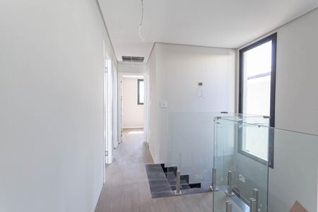 Corredor de casa de condomínio à venda com 4 quartos, 124m² em Ouro Preto, Belo Horizonte