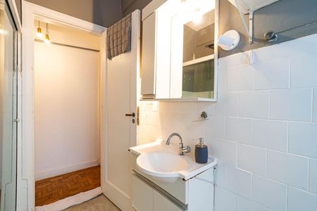 Apartamento para alugar com 52m², 1 quarto e sem vagaBanheiro