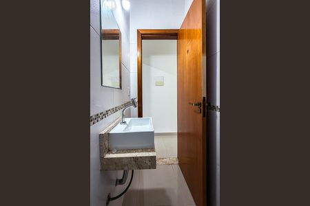 Lavabo de casa para alugar com 3 quartos, 114m² em Água Rasa, São Paulo