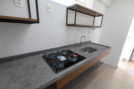 COZINHA de apartamento à venda com 1 quarto, 40m² em Taquaral, Campinas