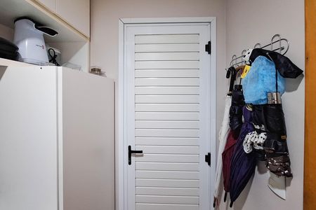 Apartamento à venda com 154m², 3 quartos e 2 vagas Apartamento à venda com 154m², 3 quartos e 2 vagasBanheiro de serviço