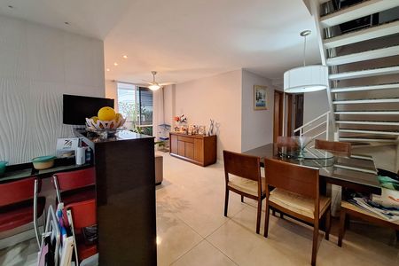 Apartamento à venda com 154m², 3 quartos e 2 vagas Apartamento à venda com 154m², 3 quartos e 2 vagasSala 1