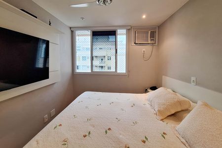 Apartamento à venda com 154m², 3 quartos e 2 vagas Apartamento à venda com 154m², 3 quartos e 2 vagasSuite