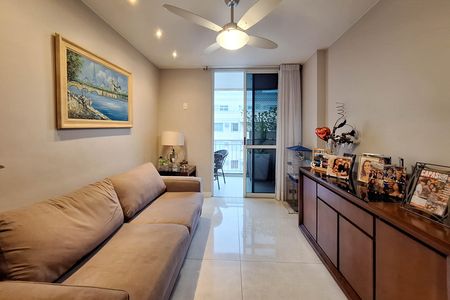Apartamento à venda com 154m², 3 quartos e 2 vagas Apartamento à venda com 154m², 3 quartos e 2 vagasSala 1