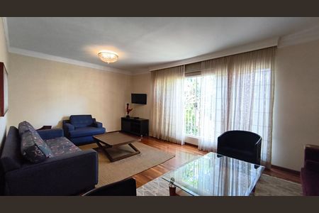 Sala de casa para alugar com 2 quartos, 206m² em Vila Mariana, São Paulo