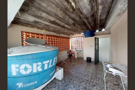 Terraço de casa para alugar com 3 quartos, 120m² em Centro, Mesquita