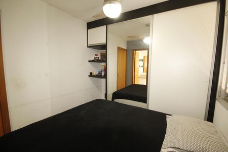 Apartamento à venda com 77m², 3 quartos e 2 vagasquarto 1