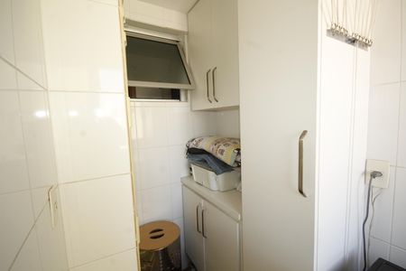 Apartamento à venda com 77m², 3 quartos e 2 vagasÁrea de Serviço
