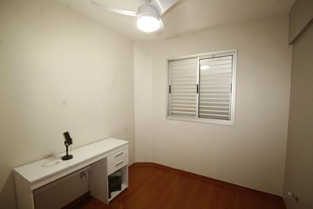 Apartamento à venda com 77m², 3 quartos e 2 vagasquarto 3