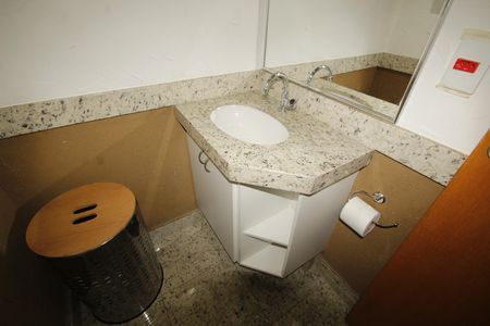 Apartamento à venda com 77m², 3 quartos e 2 vagaslavabo