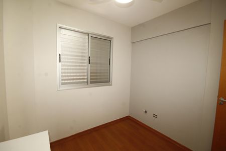 Apartamento à venda com 77m², 3 quartos e 2 vagasquarto 3