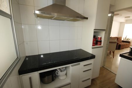 Apartamento à venda com 77m², 3 quartos e 2 vagasCozinha