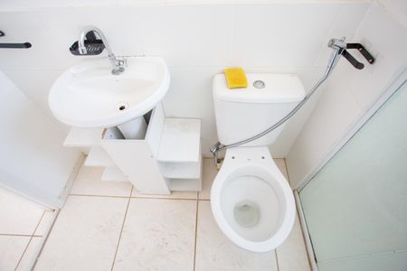 Apartamento à venda com 47m², 2 quartos e 1 vaga Apartamento à venda com 47m², 2 quartos e 1 vagaBanheiro Social