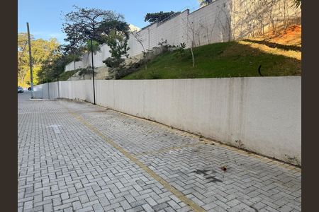 Garagem de apartamento à venda com 2 quartos, 47m² em Diamante, Belo Horizonte