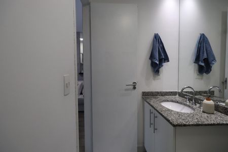Apartamento à venda com 55m², 2 quartos e 1 vagaBanheiro Social
