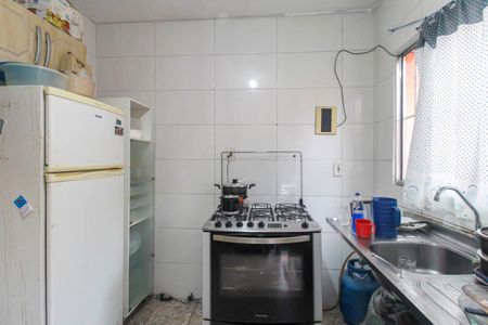 Casa à venda com 300m², 10 quartos e 2 vagas Casa à venda com 300m², 10 quartos e 2 vagasSala/Cozinha