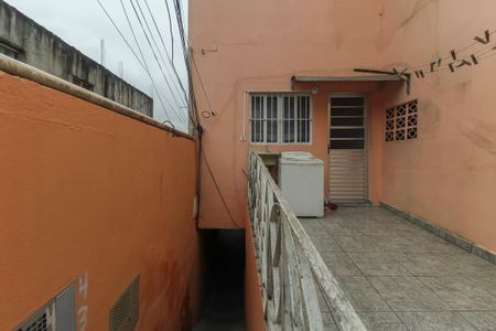 Garagem de casa à venda com 10 quartos, 300m² em Parque Colonial, São Paulo