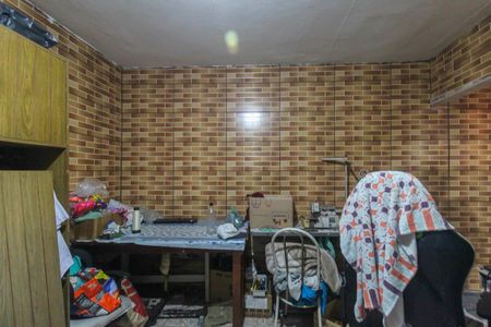 Quarto de casa à venda com 10 quartos, 300m² em Parque Colonial, São Paulo