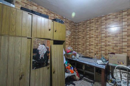 Quarto de casa à venda com 10 quartos, 300m² em Parque Colonial, São Paulo