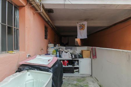 Casa à venda com 300m², 10 quartos e 2 vagas Casa à venda com 300m², 10 quartos e 2 vagasÁrea de Serviço