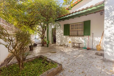 Quintal de casa à venda com 3 quartos, 175m² em Vila Represa, São Paulo