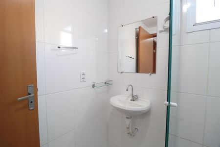 Banheiro Social de apartamento para alugar com 2 quartos, 50m² em Grand Ville, Uberlândia