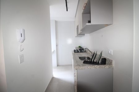 Sala / Cozinha de apartamento para alugar com 2 quartos, 49m² em Vila Isolina Mazzei, São Paulo
