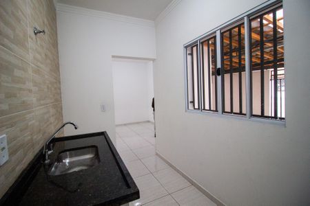Cozinha de casa para alugar com 2 quartos, 52m² em Wanel Ville, Sorocaba