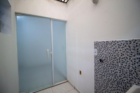 Área de Serviço de casa para alugar com 2 quartos, 52m² em Wanel Ville, Sorocaba