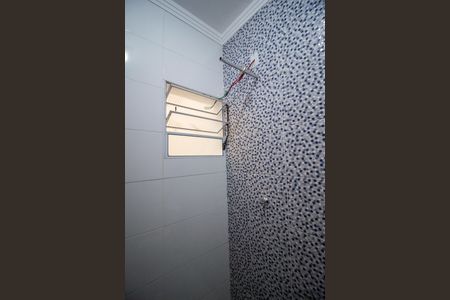 Casa para alugar com 52m², 2 quartos e 1 vaga Casa para alugar com 52m², 2 quartos e 1 vagaBanheiro da Suíte