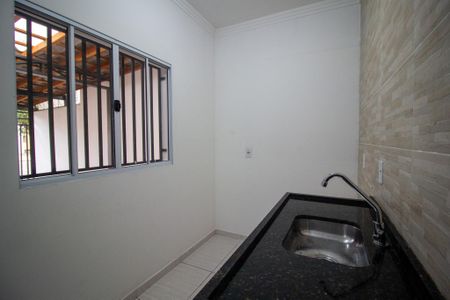Casa para alugar com 52m², 2 quartos e 1 vaga Casa para alugar com 52m², 2 quartos e 1 vagaCozinha