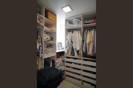 Casa de condomínio para alugar com 100m², 2 quartos e 2 vagasCloset do quarto 2