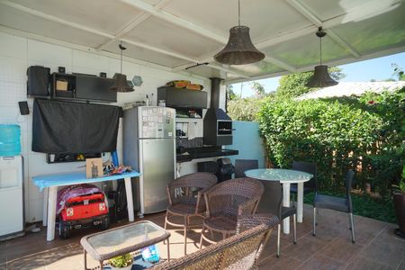 Casa de condomínio para alugar com 100m², 2 quartos e 2 vagasChurrasqueira