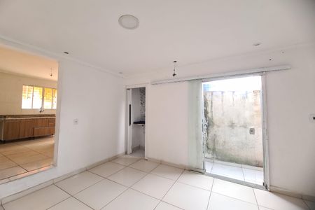 Sala de casa para alugar com 1 quarto, 100m² em Jardim Paraguacu, São Paulo