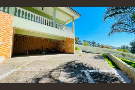 Garagem de casa de condomínio para alugar com 5 quartos, 470m² em Bosque dos Pereiras, Cotia
