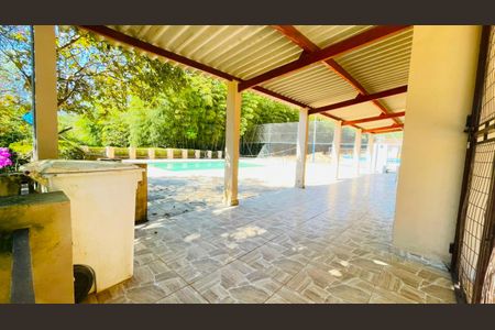 Casa de condomínio para alugar com 470m², 5 quartos e 2 vagas Casa de condomínio para alugar com 470m², 5 quartos e 2 vagasPiscina