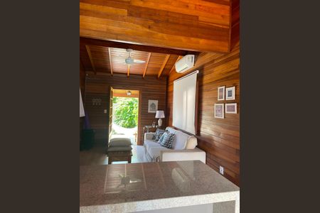 Casa para alugar com 2 quartos, 300m² em Ponta Grossa, Porto Alegre