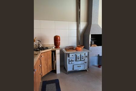 Cozinha de casa para alugar com 2 quartos, 300m² em Ponta Grossa, Porto Alegre