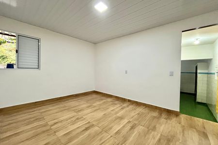 Quarto de casa para alugar com 1 quarto, 80m² em Jabaquara, São Paulo