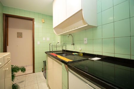 Apartamento à venda com 39m², 2 quartos e sem vaga Apartamento à venda com 39m², 2 quartos e sem vagaCozinha e Área de Serviço
